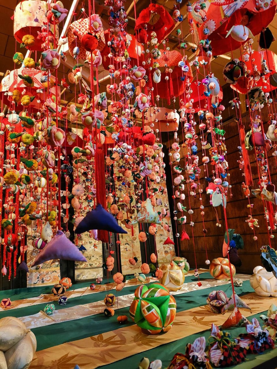 レトロなお雛さまや手作りのお雛さまがステキ♡インスタの中の人が